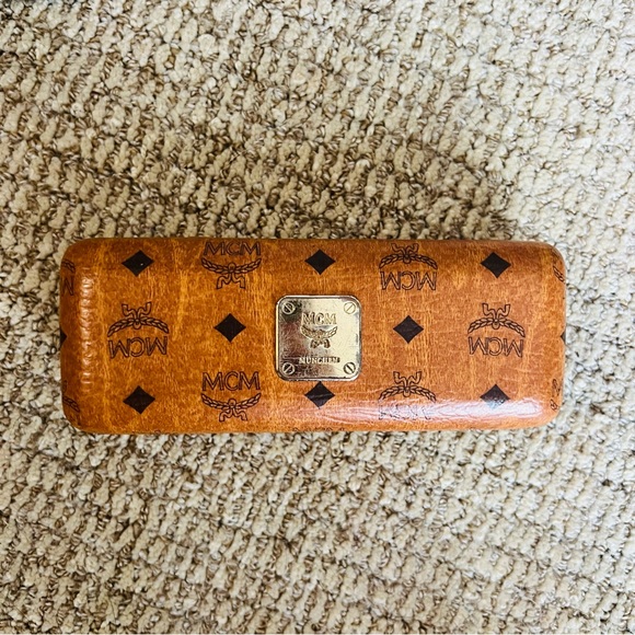 Bundle of 3 Designer Sunglass Cases - Gucci, MCM & Salvatore Ferragamo - Picture 6 of 13